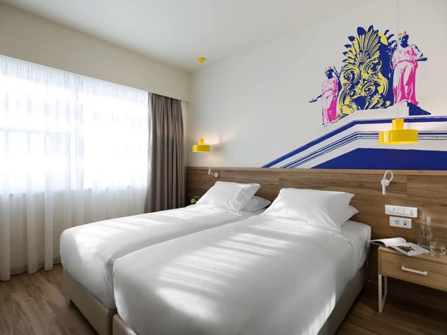 Ibis Styles Athens Routes